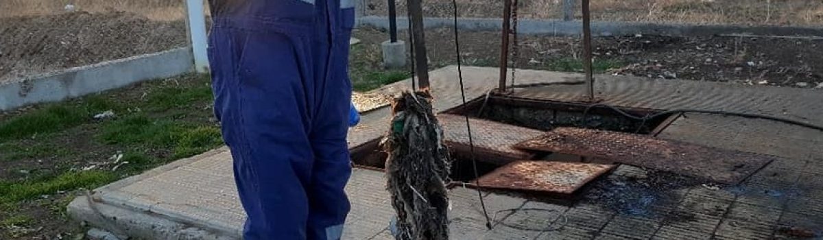 Basura en cloacas B 1ro de amyo