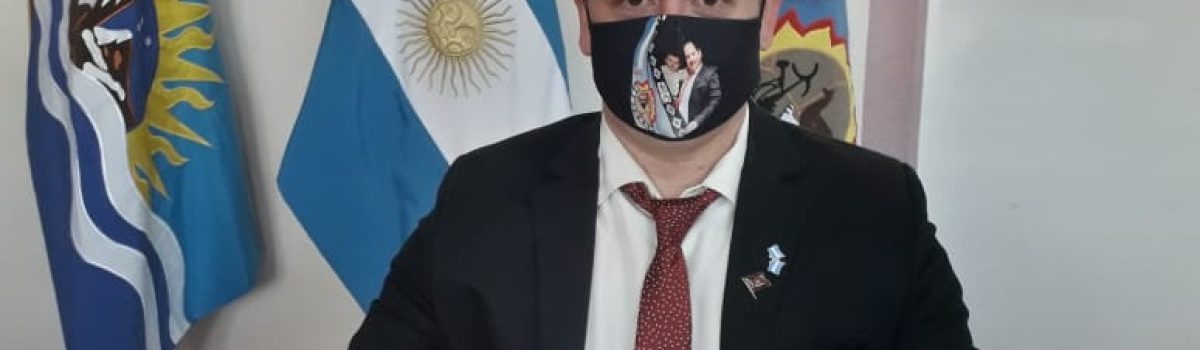 Concejal Bernaki barbijo