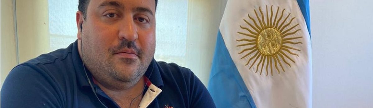 Diputado Antonio Carambia bandera