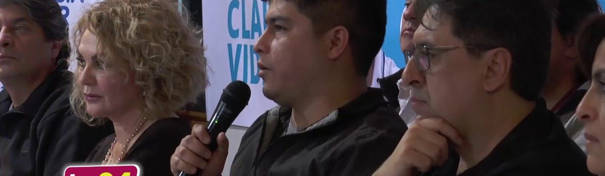 EL-CANDIDATO-A-GOBERNADOR-CLAUDIO-VIDAL-FIRMO-UN-COMPROMISO-POR-EL-TRABAJO