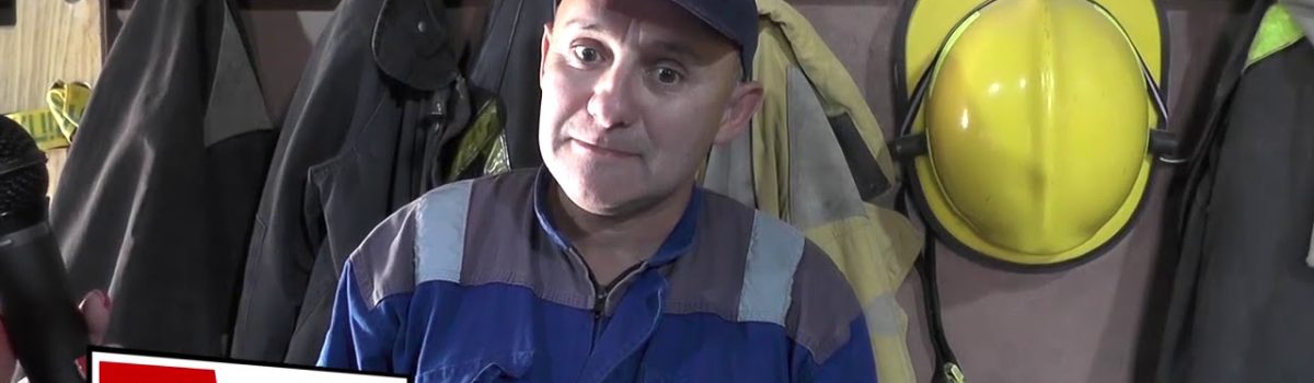 LUIS-SARAZA-CUERPO-DE-BOMBEROS-PAPA-NOEL-EN-EL-CAMION-AUTOBOMBA-POR-BARRIOS-DE-LAS-HERAS-SANTA-CRUZ