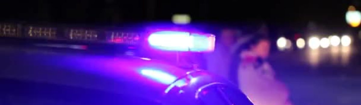 Patrullero noche policia luces