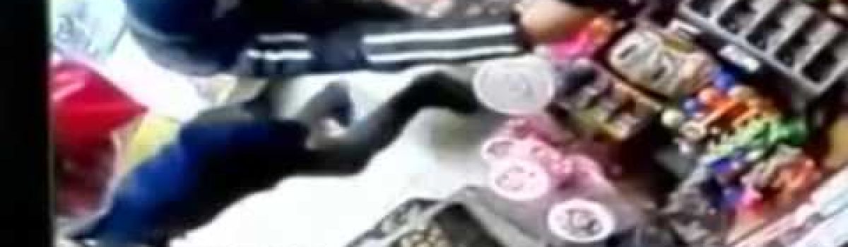 Roban-en-la-Despensa-Manuelita-Las-Heras-Santa-Cruz
