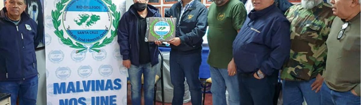 Vidal con veteranos de Malvinas