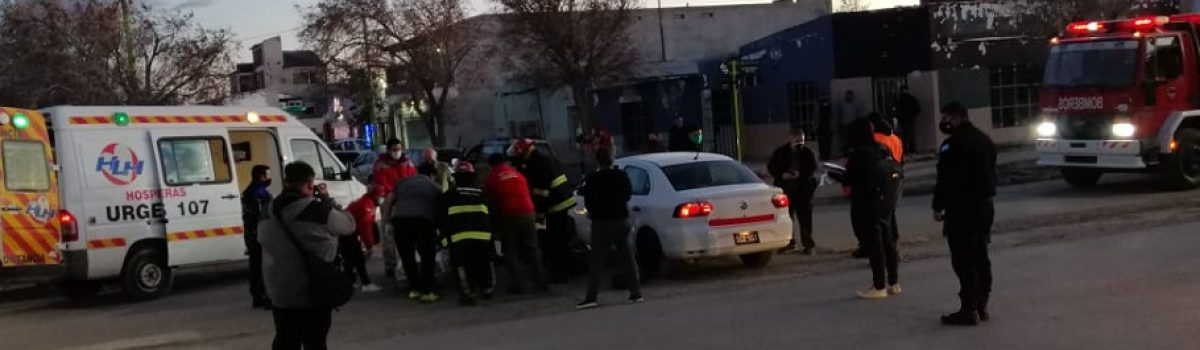 accidente choque moto auto voyage blanco