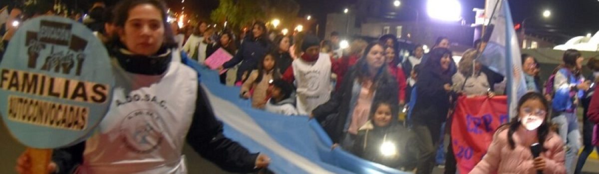 adosac marcha en caleta
