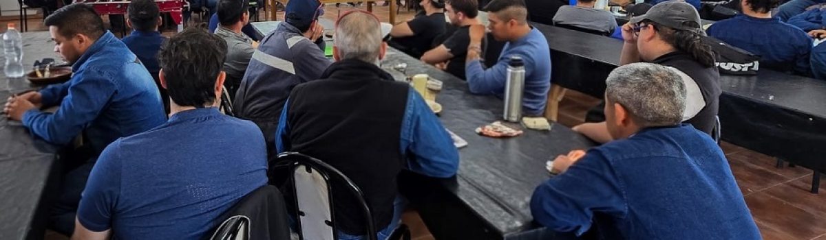 asamblea en Seave, yacimiento Crown Point