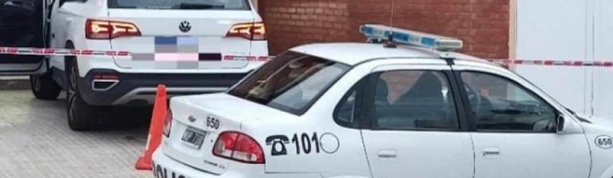 auto joven detenido amenaza a su madre