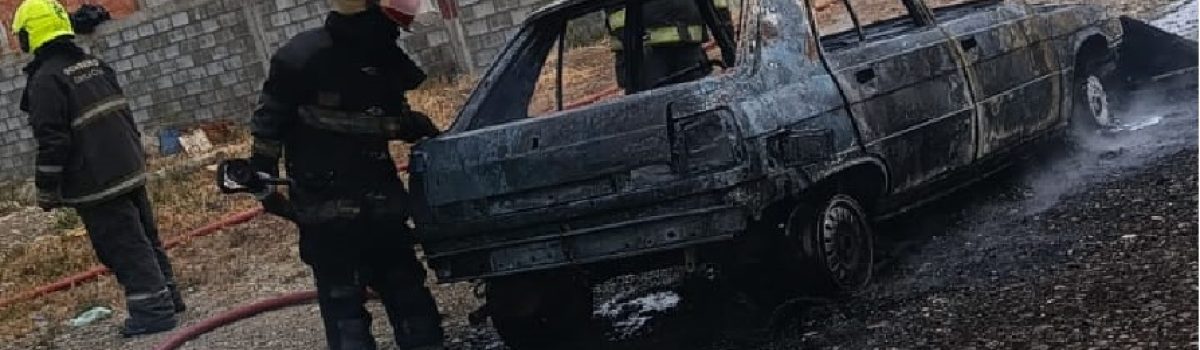 auto quemado navidad