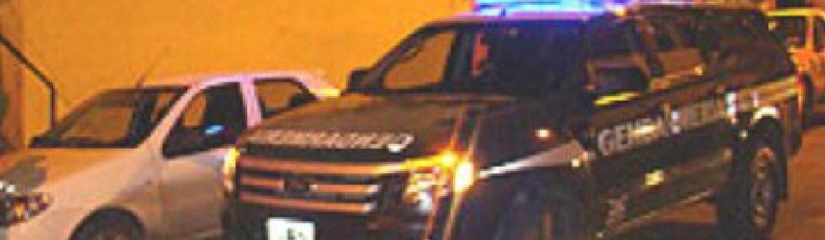 camioneta gendarmeria noche