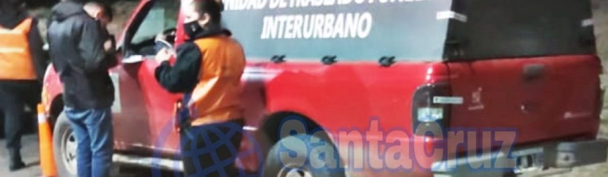 camioneta roja ebrio muerto