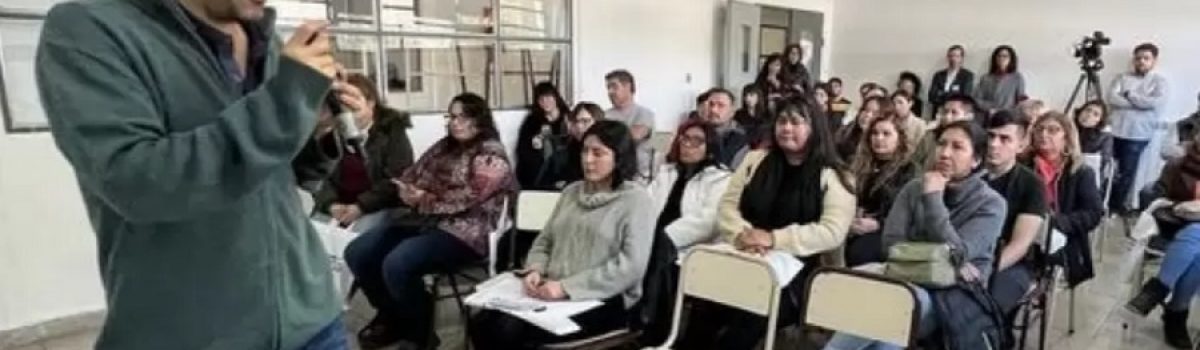 carambia diserta en UNPA