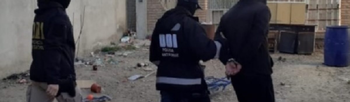 hombre detenido por robo Apap