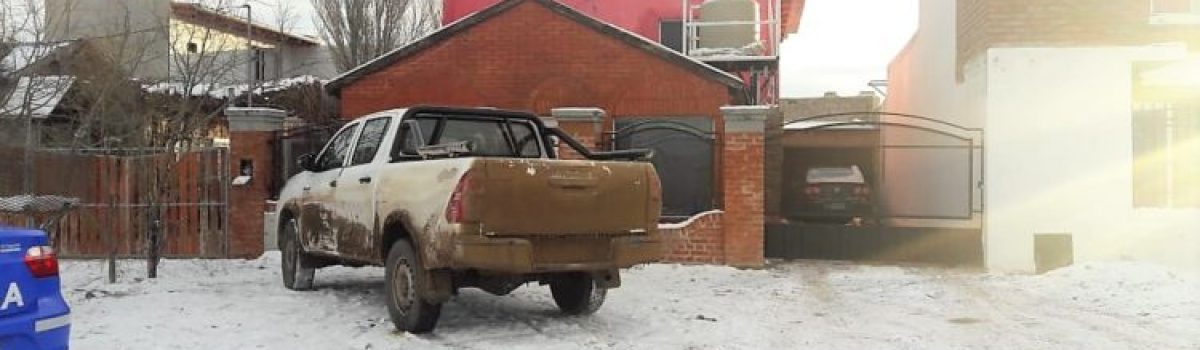hombre vecino apreto la camioneta LH