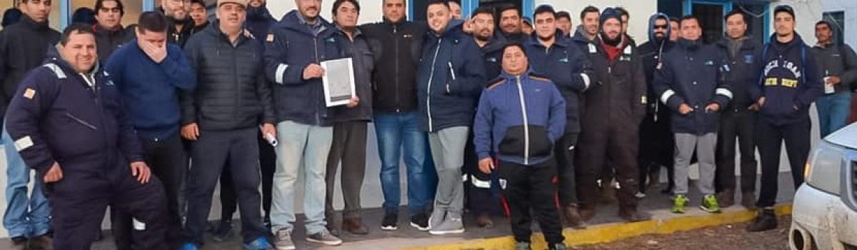 huinoil petroleros80_n