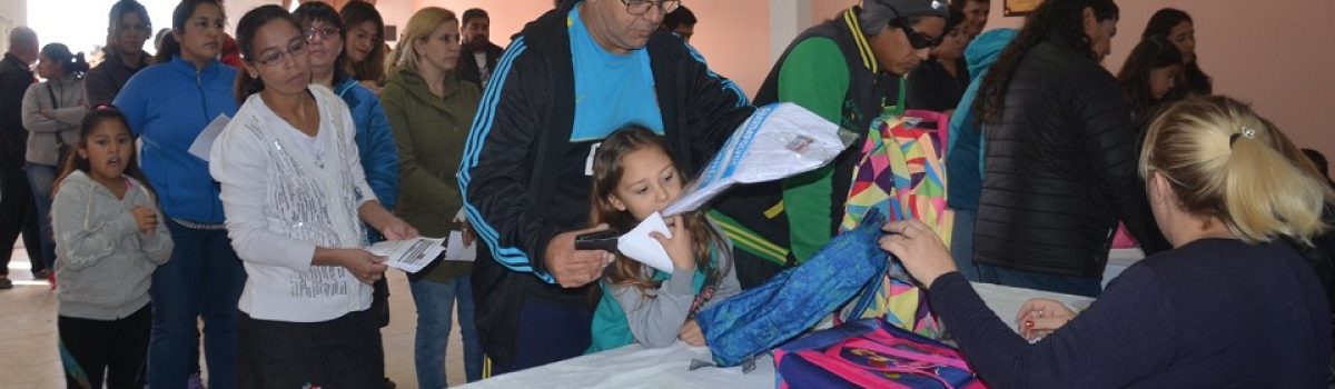 kit escolares petroelro2018