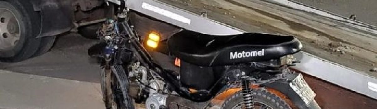 moto chocada av argentina