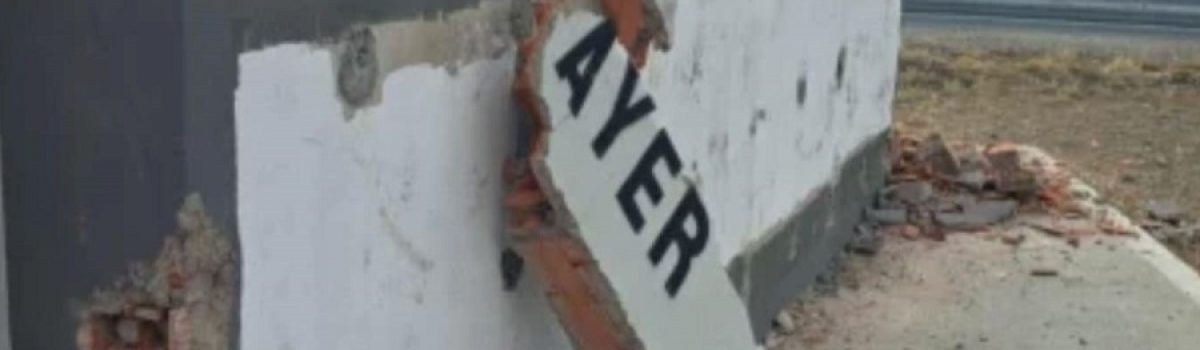 osbaldo bayer monumento roto1