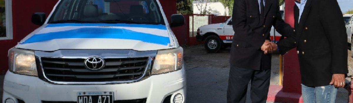 soloaga camioneta a policia