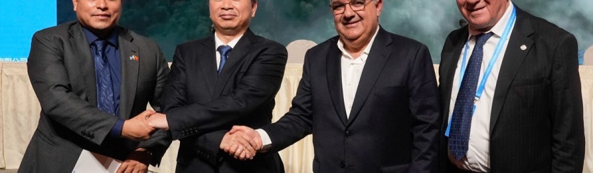 vidal con empresarios chinos