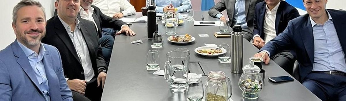 vidal con operadoras petroleros jefes