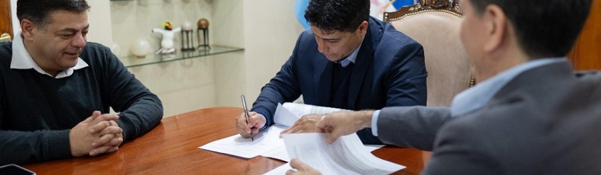 vidal firmando ramal tren