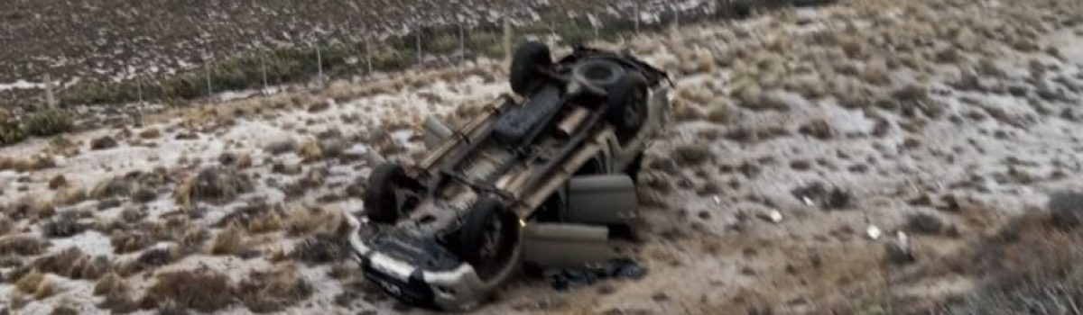 vuelco en san julian auto ruta 3