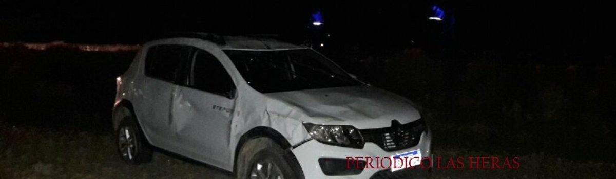 vuelco renalt sandero blanco 1