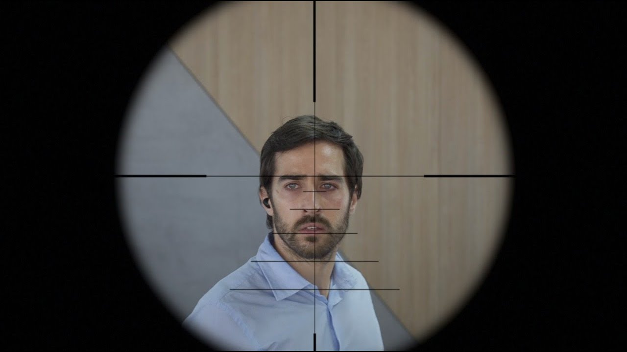 En-La-Mira.-Trailer-1.-Oficial-Warner-Bros.-Pictures-HD