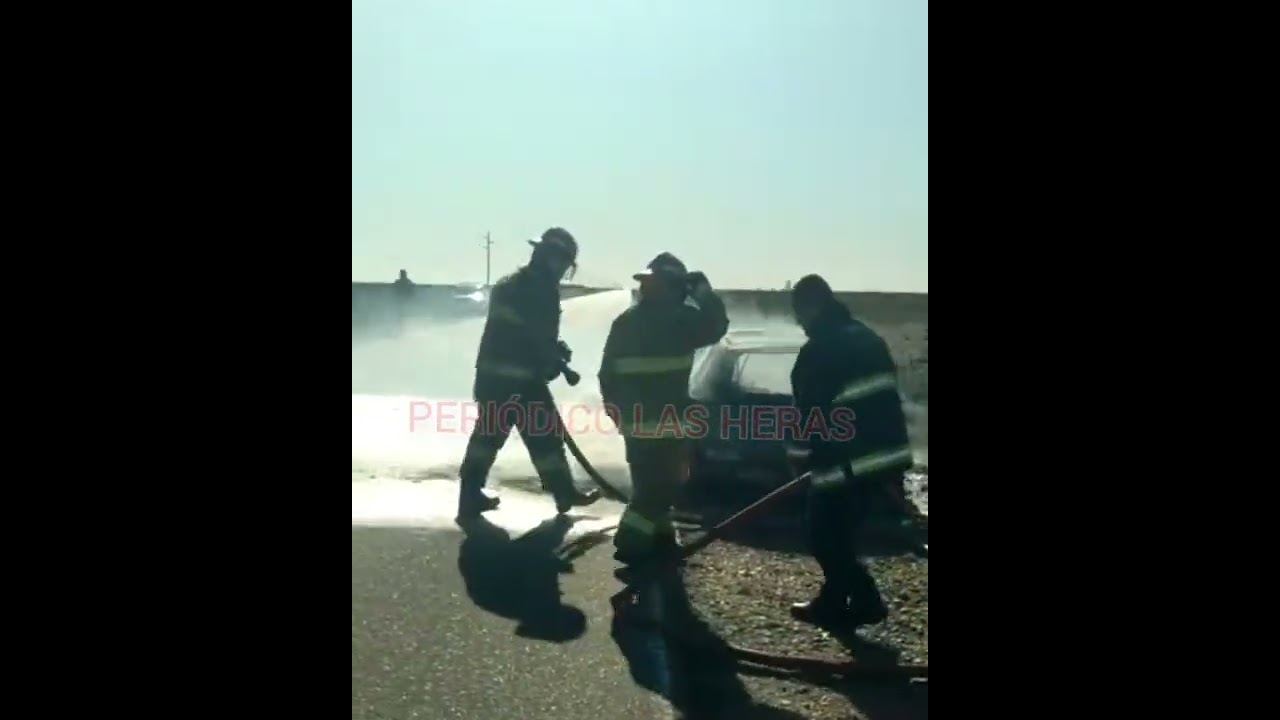 Las-Heras-Incendió-en-la-ruta-43-de-un-automóvil-Audi-A3