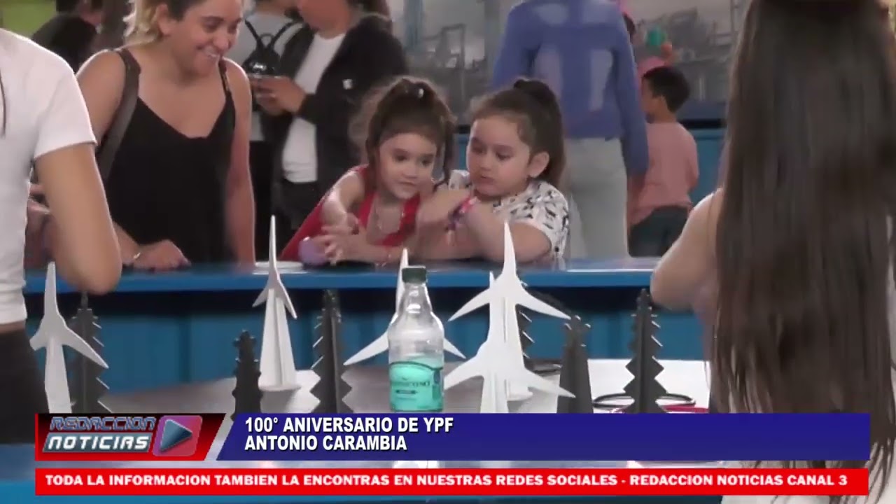 Antonio-Carambia-tambien-presente-en-este-100°-aniversario-de-YPF