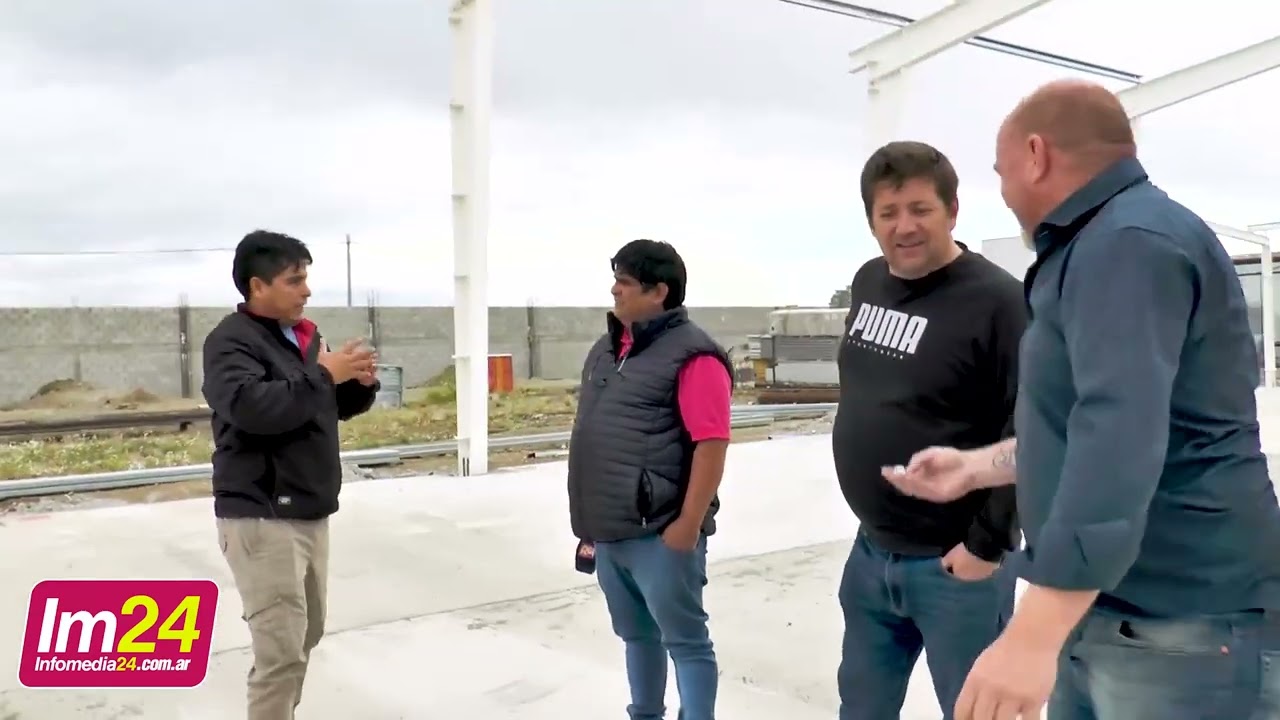 CLAUDIO-VIDAL-RECORRIÓ-LA-OBRA-DE-LA-ESCUELITA-DEL-VIENTO-DE-RÍO-GALLEGOS